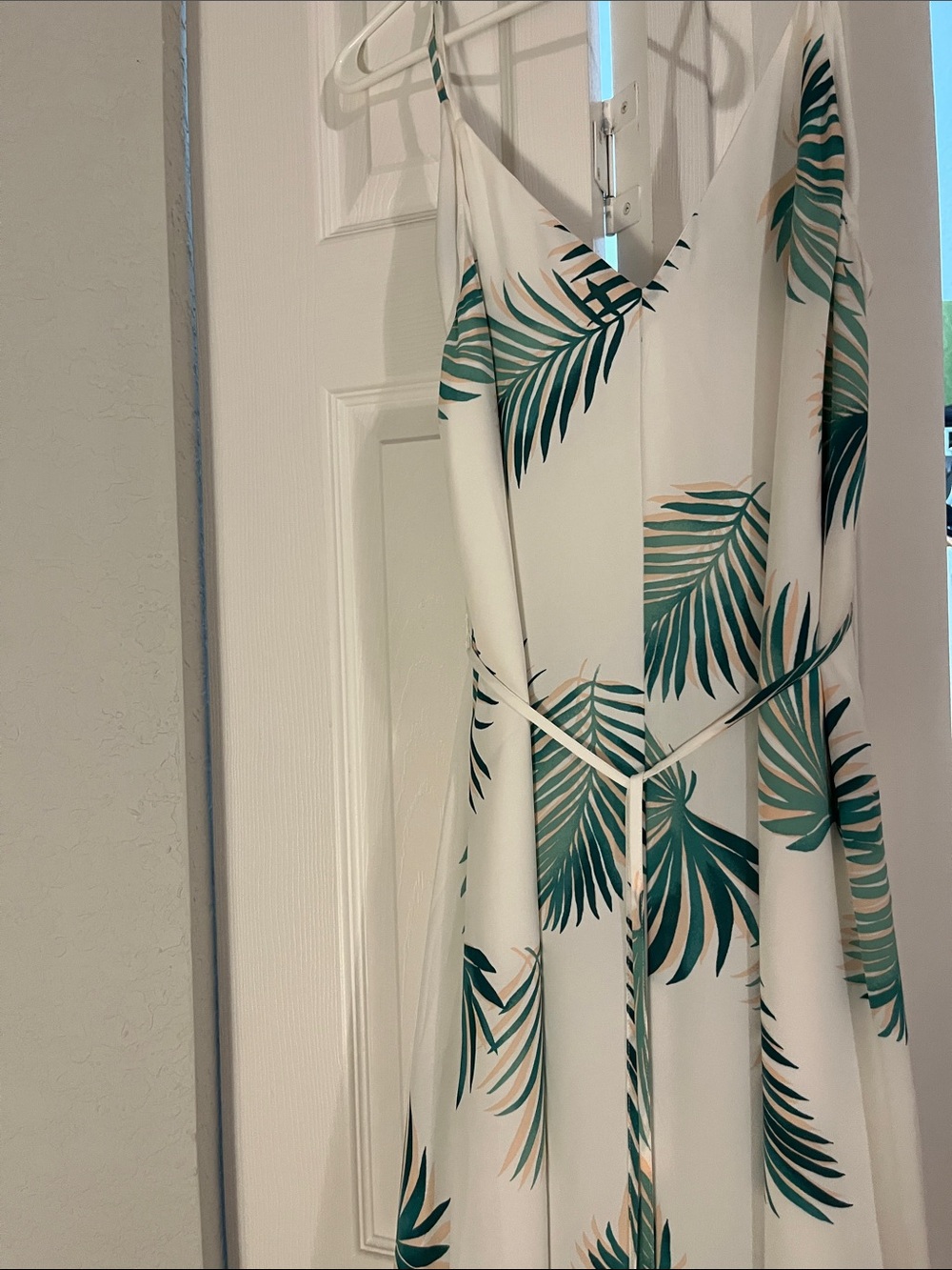 Forever 21 White Maxi Dress with Green Palm Print - Picture 11 of 16